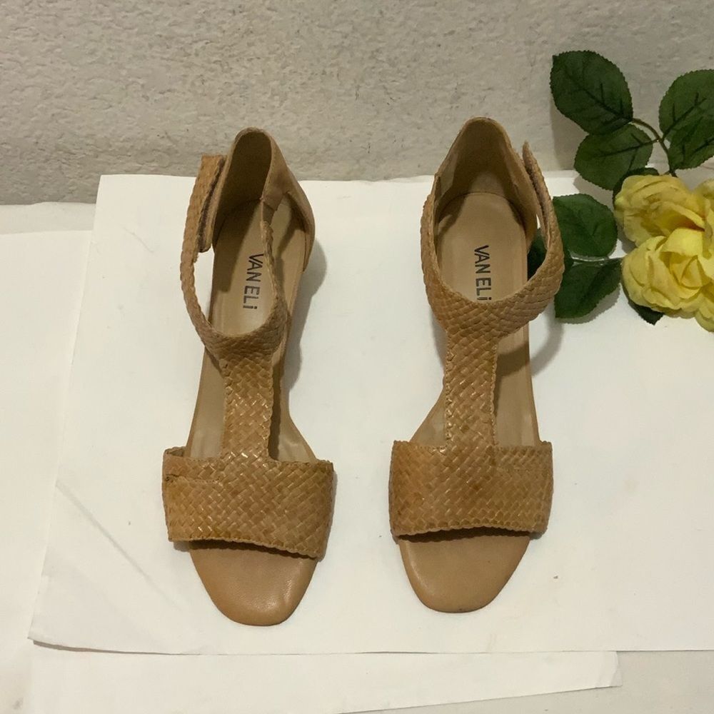 Vaneli Charee Tan  Woven Leather Ankle Strap Block Heel Sandals size 10 wide - Picture 12 of 12